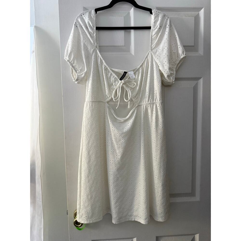 White Eyelet Dress By Divided Size Large